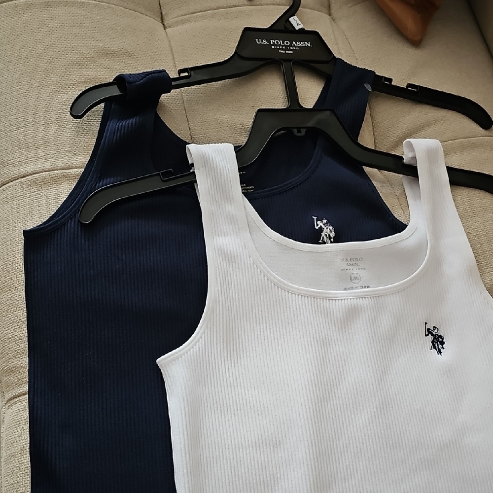 Combo of Four Tank Tops in different colors. - Picture 2 of 12